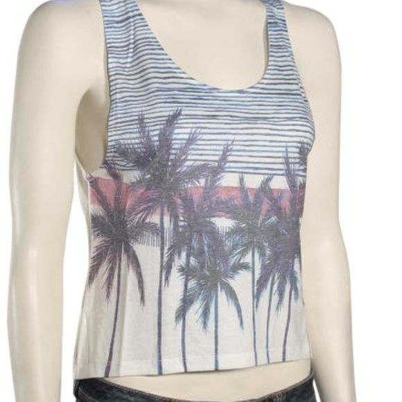 ROXY TROPIC SLEEVELESS WHITE TANK TOP SZ MEDIUM - Picture 3 of 4